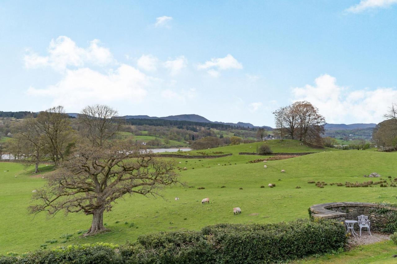 Ees Wyke * Near Sawrey