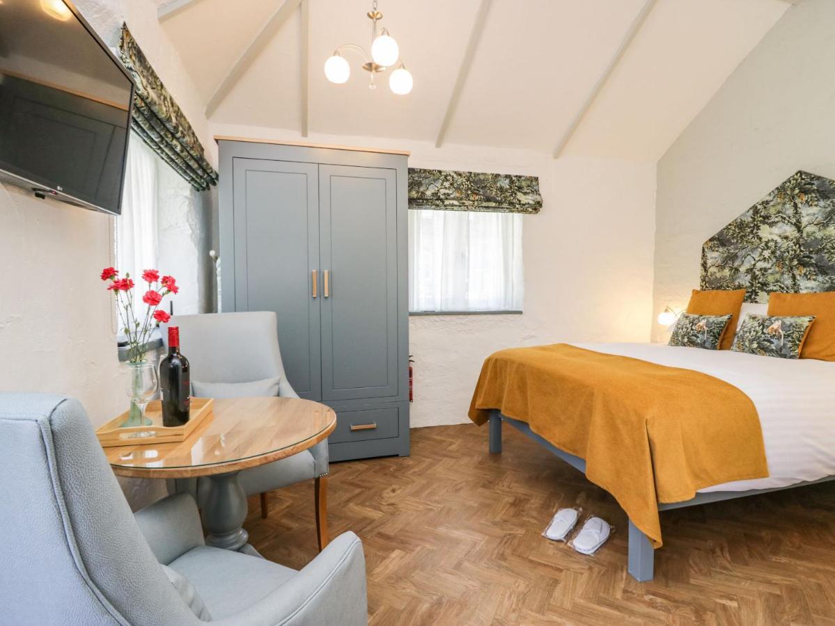 Ees Wyke Holiday home *